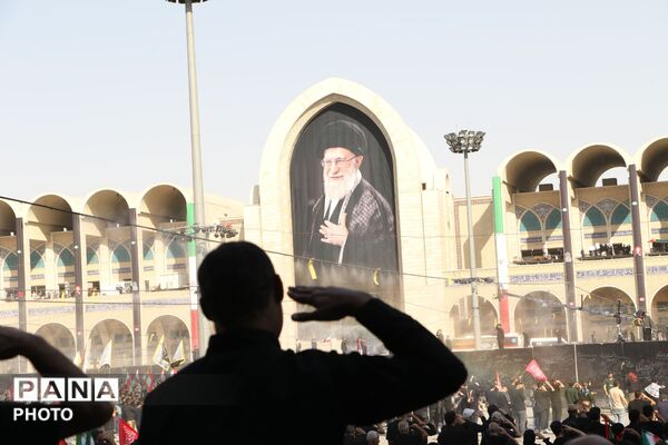 مصلی، روایت دو روز اشک؛ آخرین وداع با رهبر شهید