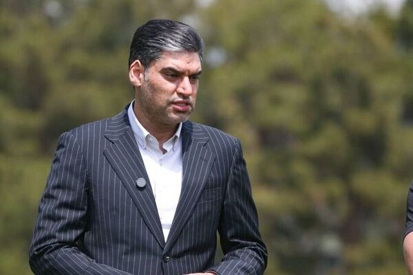 مدیرعامل پرسپولیس: آقایان، پرسپولیس بنگاه معاملاتی نیست!