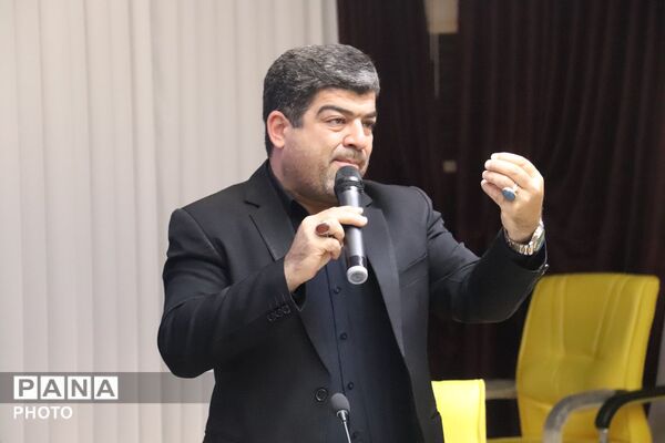 اجلاس شورای معاونین و مدیران آموزش و پرورش آذربایجان شرقی با حضور معاون وزیر 