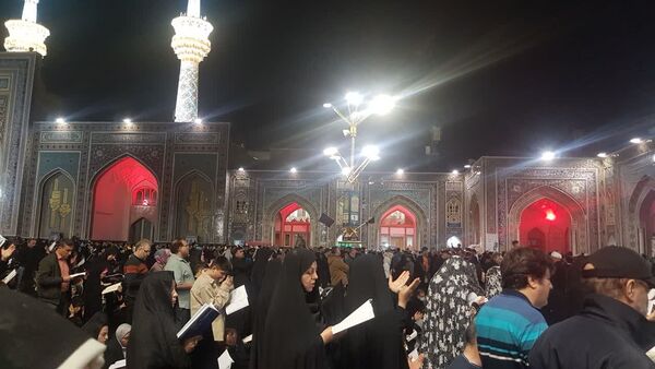 شکوه حضور زائران ومجاوران حرم مطهر رضوی در مراسم شب قدر نوزدهم ماه رمضان