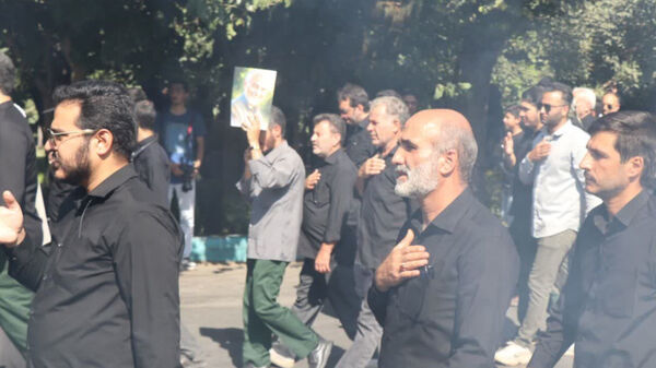 کاروان عشق و وفا از میدان بزرگمهر تا گلستان شهدا