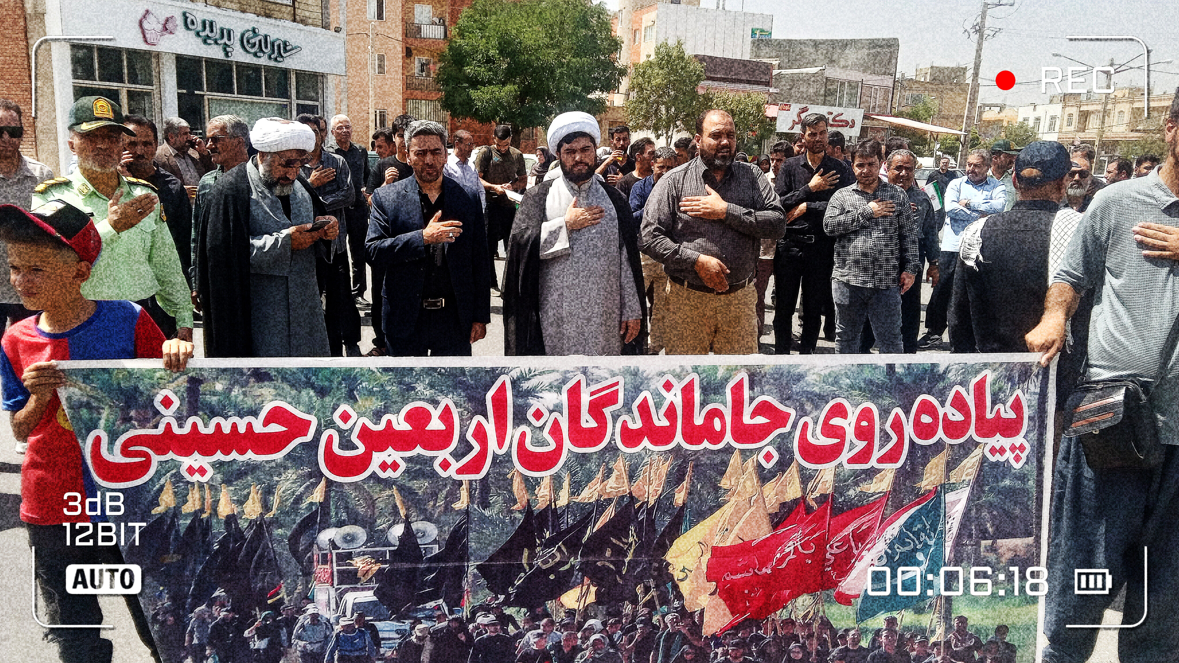 پیاده روی جاماندگان اربعین در دهگلان؛ تجلی عشق و ارادت حسینی