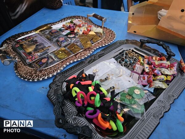 موکب سازمان دانش‌آموزی حاجی‌آباد؛ میعادگاهِ خدمت به جاماندگانِ اربعین