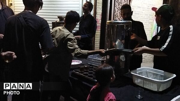 چایخانه حوزه علمیه گلشن در صد و بیست و هشتمین شب 