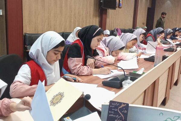 جلسه توانمندسازی و آزمون علمی مهارتی سفیران سلامت در بهارستان‌۲