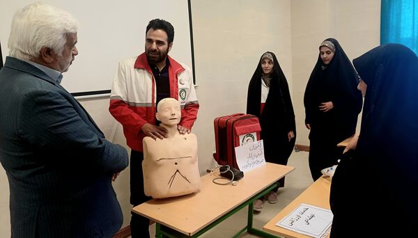 جشنواره جهادی «زنان،سلامت خانواده، تعالی جامعه» در شهرستان کوهپایه