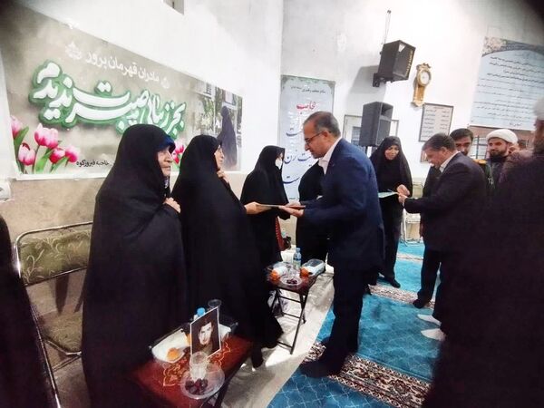 همایش مادران قهرمان پرور در مسجد امام حسین (ع) شهرستان فیروزکوه