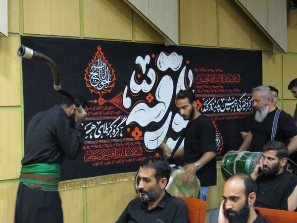 دانشجویان همدانی در اجتماع «رایة المقاومة» با شور حسینی