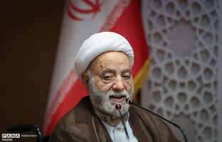 «نماز»؛ کلید تربیت نسل تراز انقلاب/ لزوم تبیین آثار تربیتی فریضه الهی برای دانش‌آموزان