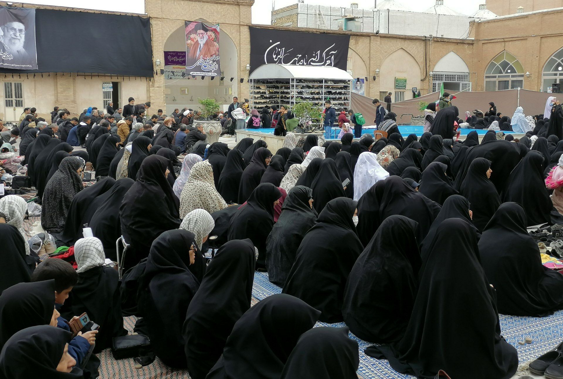 نماز جمعه روز قدس در مسجد جامع شهرستان خلیل‌آباد