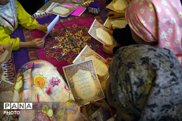 اولین جشن تکلیف دخترانه در تجمعات شبانه