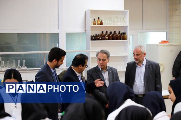 دوره‌های آموزشی هشتمین کارسوق ملی مهندسی ژنتیک در زنجان