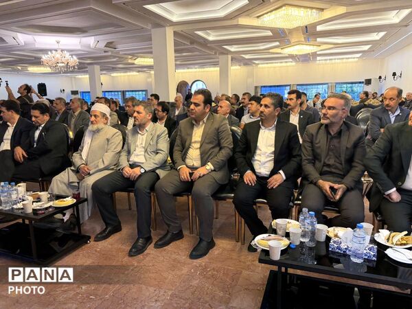 رونمایی رسمی از پلاک خودرویی منطقه آزاد بانه _ مریوان