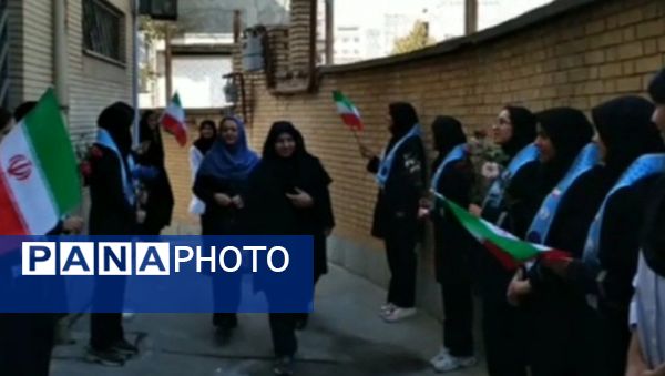 جشن روز آزمایشگاه در دبیرستان شهید مرادعلی امینی و هنرستان کیمیا