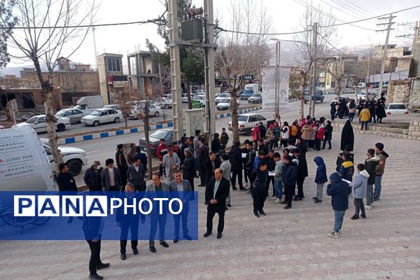 وفاداری مردم فلارد به آرمان‌های انقلاب در یوم‌الله ۹ دی تجلی یافت