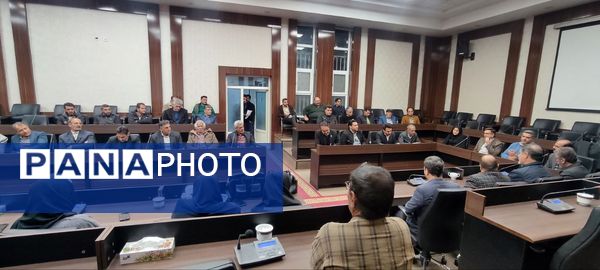 گردهمایی معاون استاندار و فرماندار ویژه تربت حیدریه با فعالان گردشگری و صنایع دستی در آستانه بهار