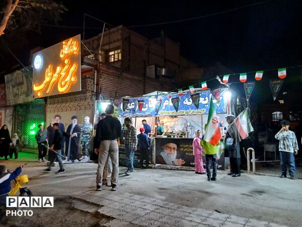 گذری بر چایخانه امام زمان (عج) در چهل و پنجمین شب از اجتماعات مردمی 