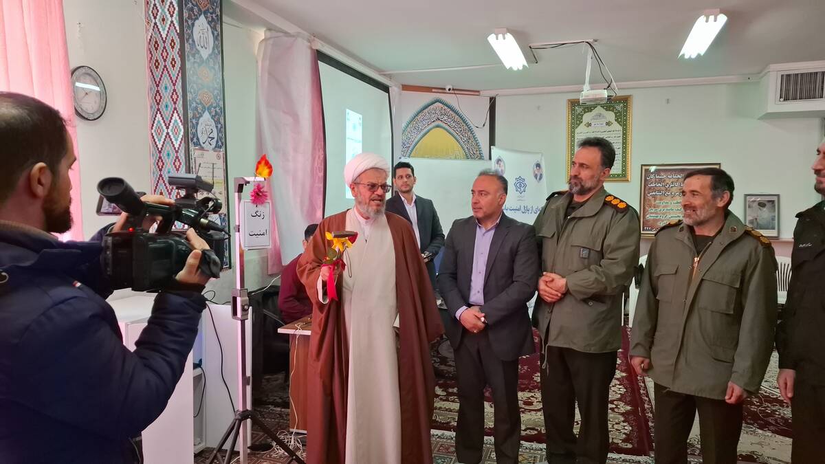 زنگ امنیت در دبیرستان ملاصدرا دامغان