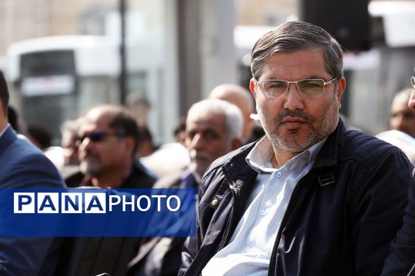 افتتاحیه پایانه شهید مفتح و رونمایی از ٨ اتوبوس جدید