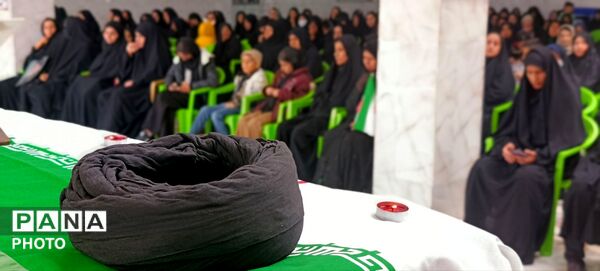 مراسم تشییع نمادین رهبر شهید در فلارد