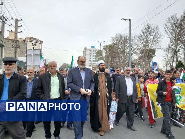 حضور پرشور مردم همیشه در صحنه محمدشهر در راهپیمایی روز قدس 