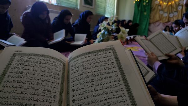 محفل انس با قرآن آموزشگاه شهاب 