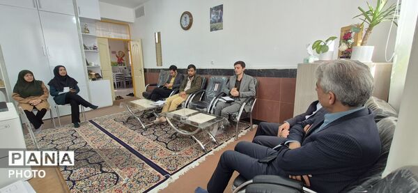 دیدار مدیر آموزش و پرورش کاشمر با مدیران و کارکنان کانونهای فرهنگی تربیتی کاشمر