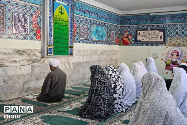 محفل نور در دبستان هدی شهر قدس