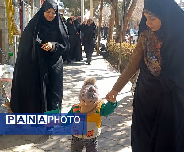 راهپیمایی باشکوه ۲۲ بهمن در شهرستان کوهپایه 