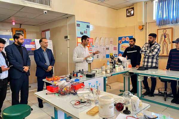 تمرکز بر ارتقای مهارت‌های مدیریتی و آموزشی در کارگاه‌های توانمندسازی ورامین
