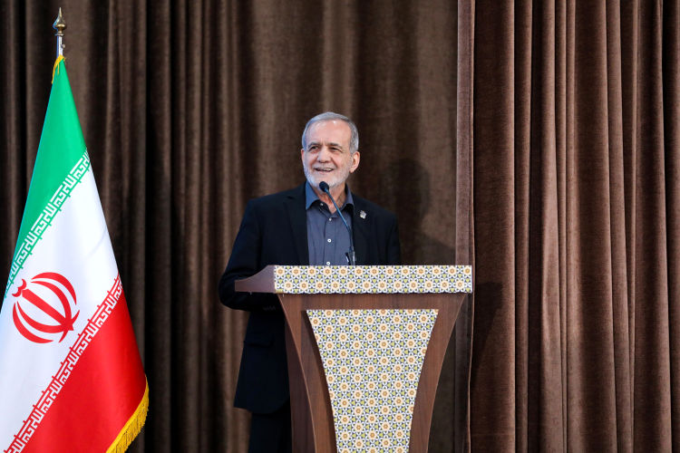 افتتاح خط تولید 2 منظوره آمپول و ویال تزریقی در کارخانجات داروسازی اکسیر