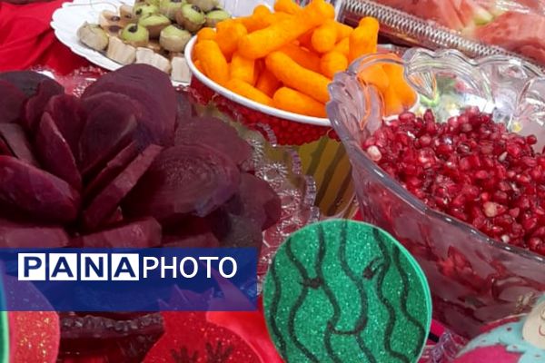 یلدای ایرانی در مدرسه نشر علم ورامین