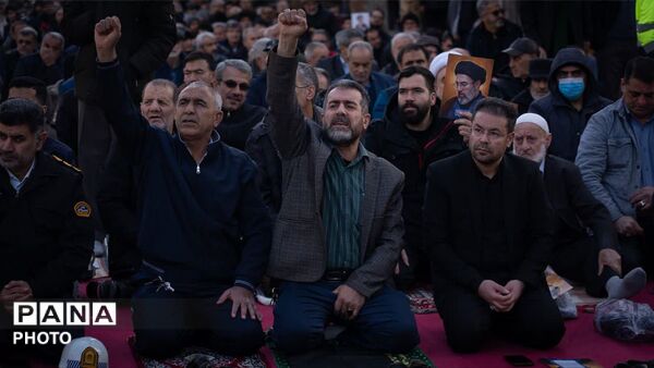 اقامه نماز عید سعید فطر در کرج