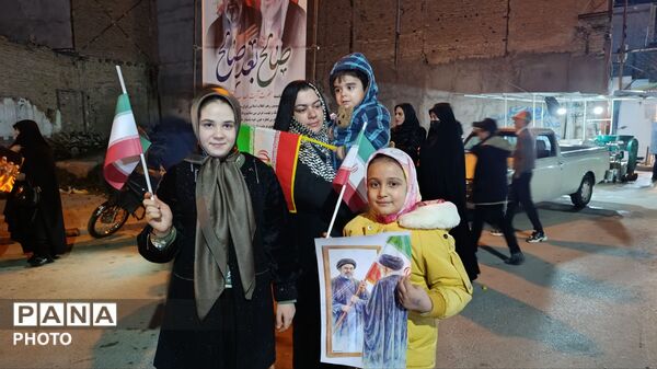 حضور پرشور دهه نودی های ملکانی در تجمعات شبانه
