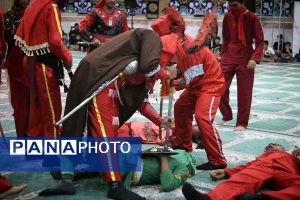 آیین تعزیه‌خوانی واقعه عاشورا در شهر اهرم تنگستان