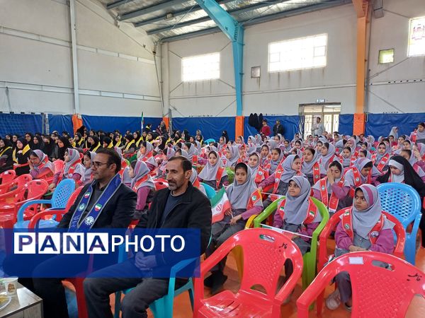 همایش یاوران انقلاب پیشگامان مقاومت در شهرستان جاجرم 