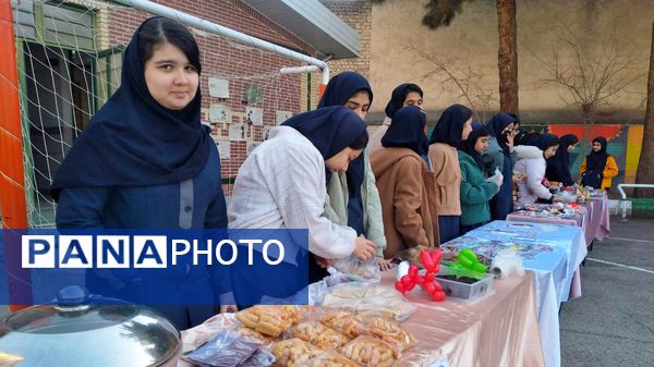 بازارچه کار و فناوری در دبیرستان کوثر فرهنگیان