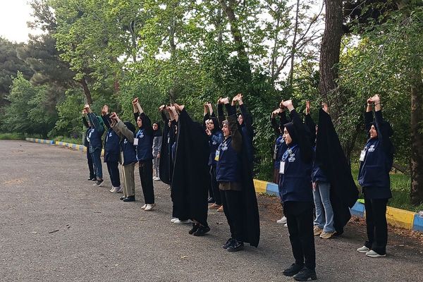 از دریچه روایت مدرسه به تاریخ ایران