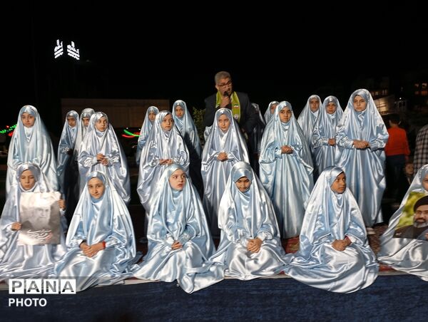 نمایشگاه نماز در حاشیه سی و سومین اجلاس نماز در مشهد مقدس 