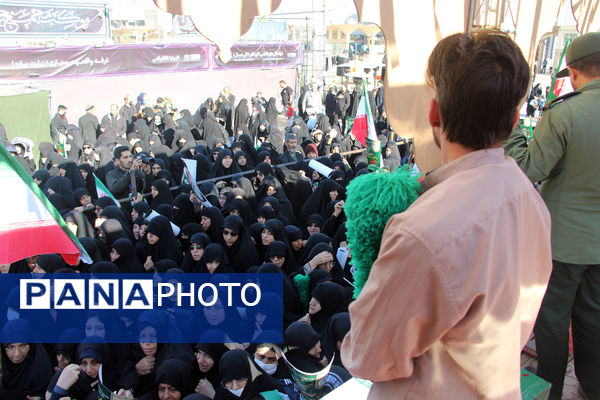 آیین تشییع لاله‌های فاطمی در قم