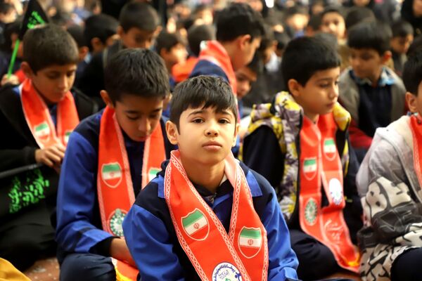 اجتماع باشکوه نوگلان فاطمی با حضور بیش از سه هزار دانش‌آموز گرگانی