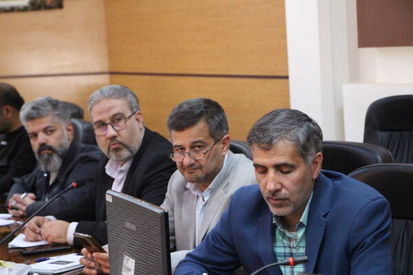 نشست خبری رئیس دانشگاه آزاد اسلامی یزد با اصحاب رسانه