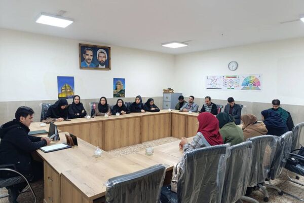 برگزاری جلسه نماد با محوریت حمایت و پیشگیری در مدرسه شهید رجایی