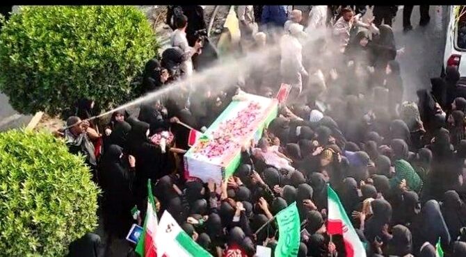 تشییع باشکوه پیکر پاسدار شهید امیر ناصری در رودان