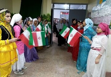 نمایشگاه فرهنگی_هنری و جشن ایرانمون در دبستان شهید آقچه‌لو رباط‌کریم
