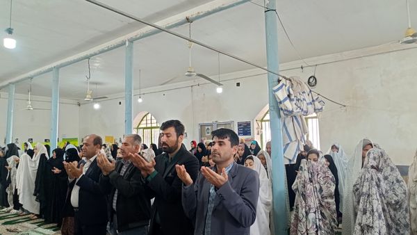 اعتکاف دانش آموزی در شهرستان دیشموک