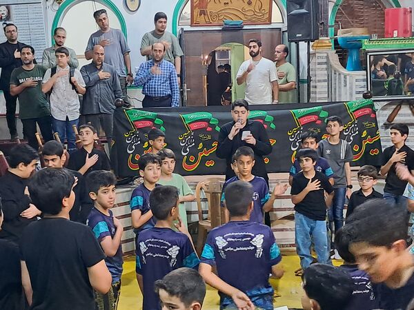 محفل انس با قرآن کریم در زورخانه باب‌الحوائج قائمشهر