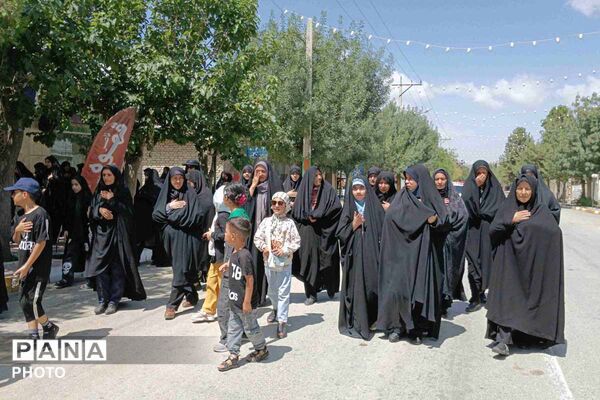 شهر راز غرق در سوگ اربعین؛ آیین باشکوه عزاداری حسینی با حضور گسترده مردم