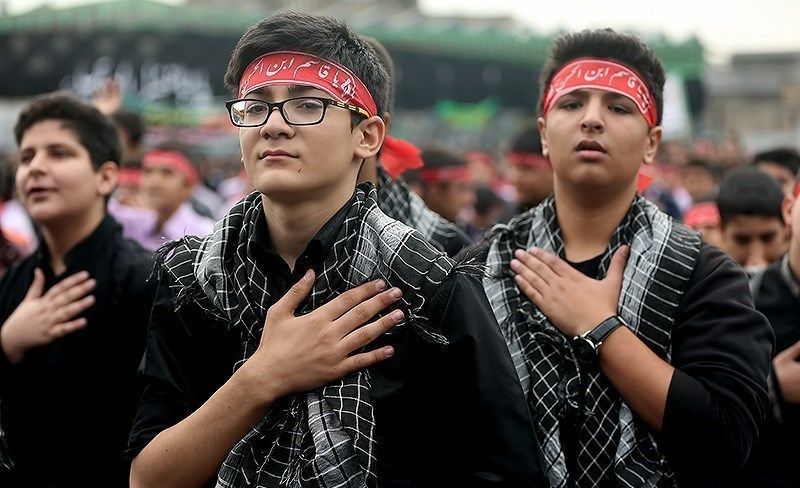 اجرای برنامه‌های بصیرت‌افزایی برای دانش‌آموزان و خانواده‌ها در ایام محرم، فرصتی برای همدلی