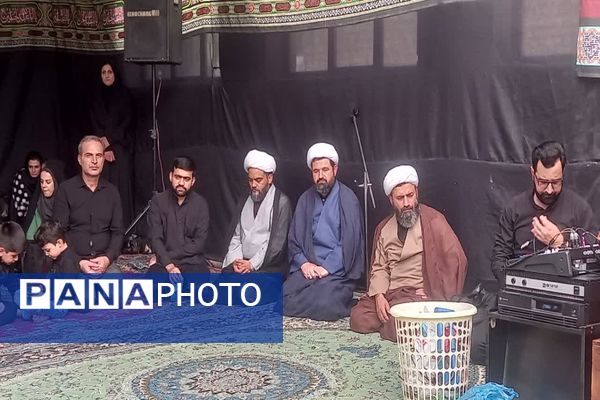 اجتماع بزرگ شیرخوارگان حسینی در شهرستان فاروج 